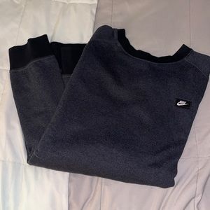 Black/ grey men's nike sweater